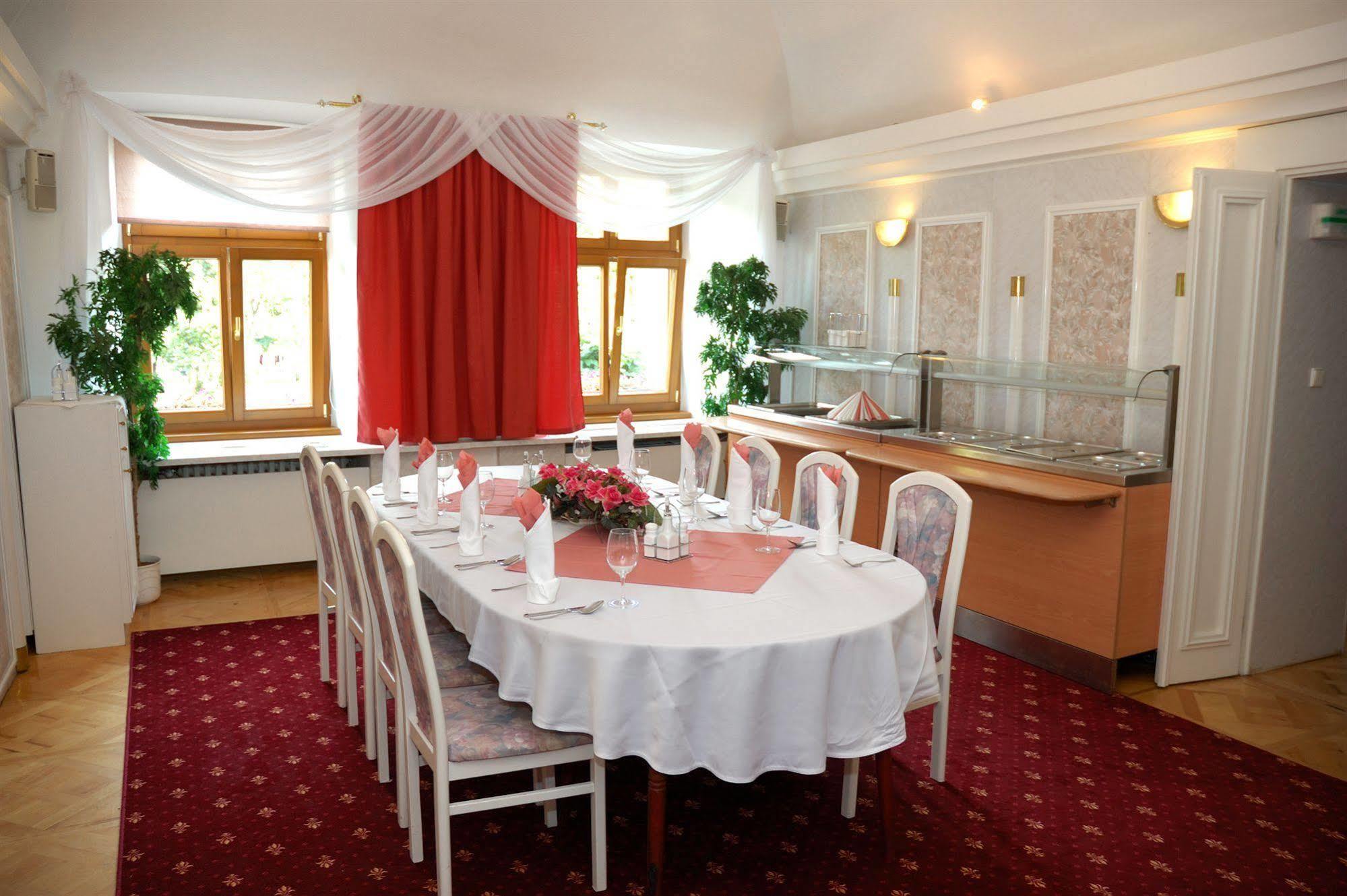 Hotel Stela Levoča Εξωτερικό φωτογραφία